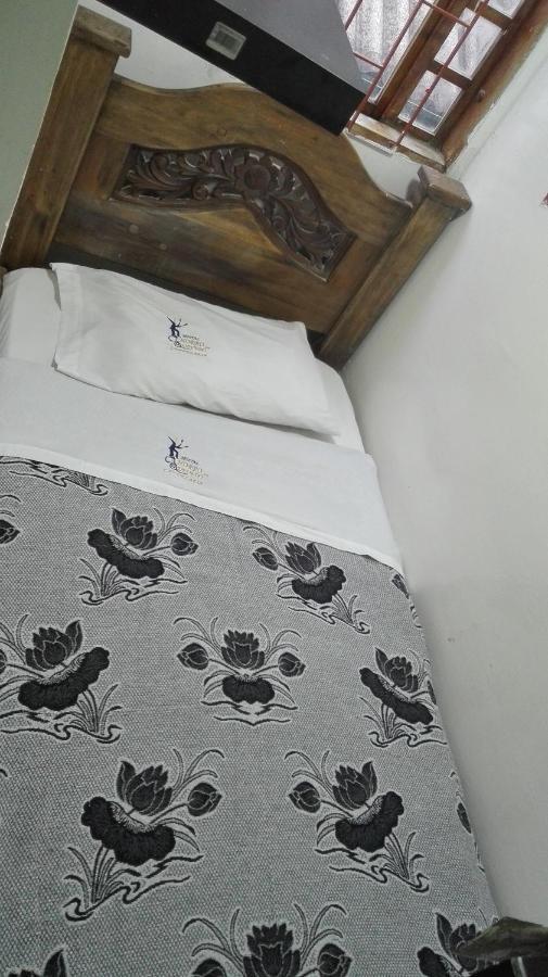Hotel Hostal Chorro De Quevedo à Bogotá Extérieur photo